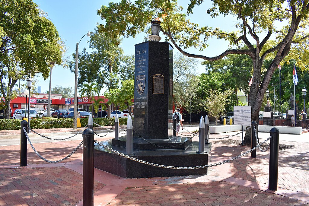 Little Havana Arts & Culture Guide: Top Events, Galleries, and Experiences
