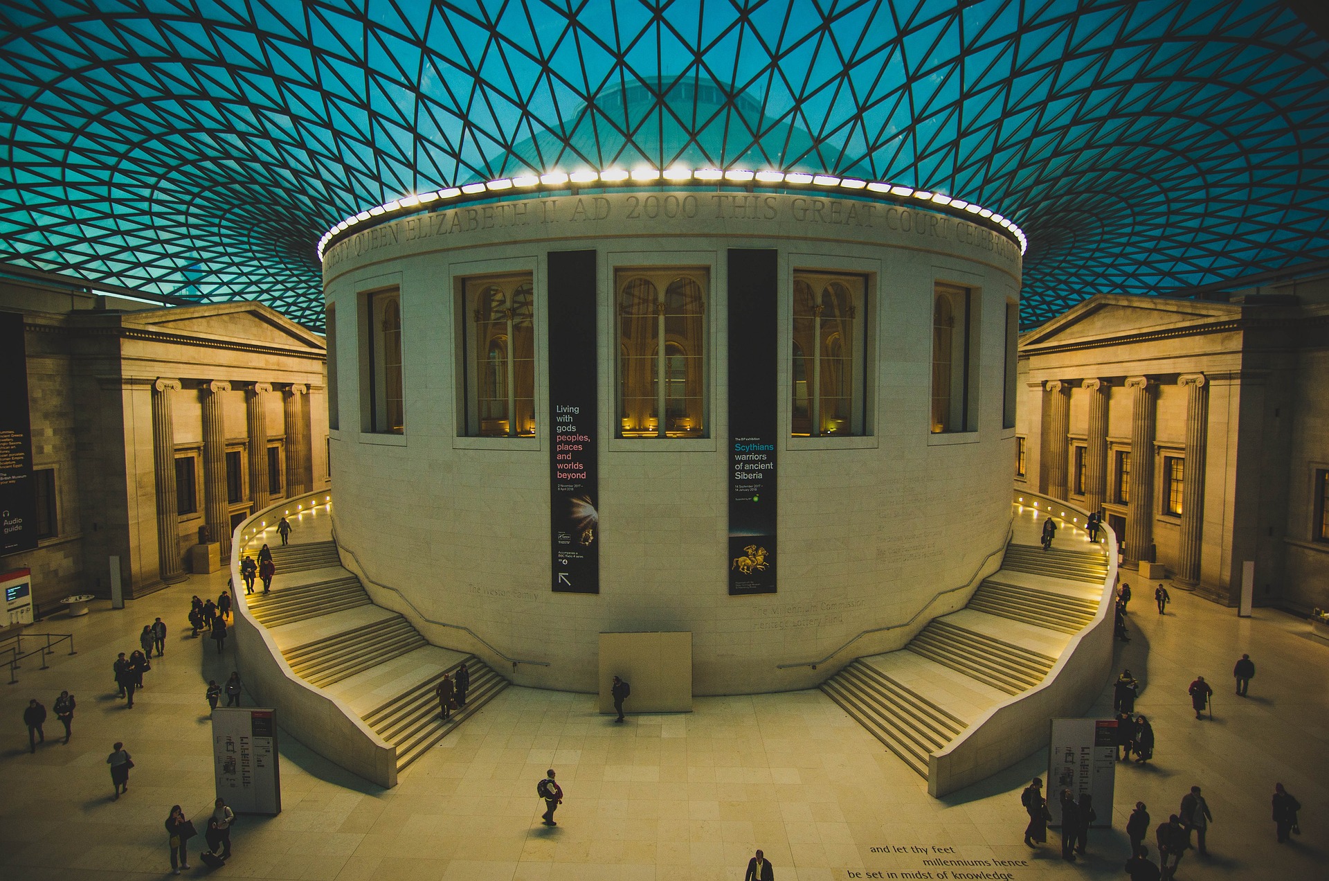The World's Most Famous Art Galleries and Museums You Absolutely Need to Visit