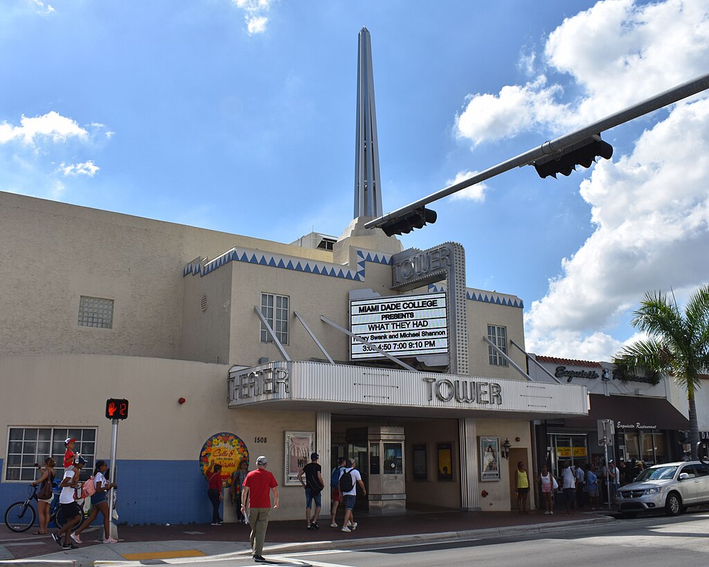 Little Havana Arts & Culture Guide: Top Events, Galleries, and Experiences